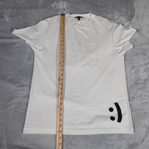 AYR All Year Round Anniversary Crewneck T Shirt Mens Medium Smiley Face White - Picture 8 of 8